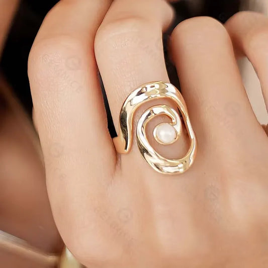 Freshwater Pearl Spiral Ring