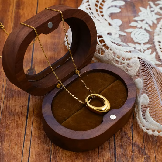 Geometric Hollow Clavicle Necklace